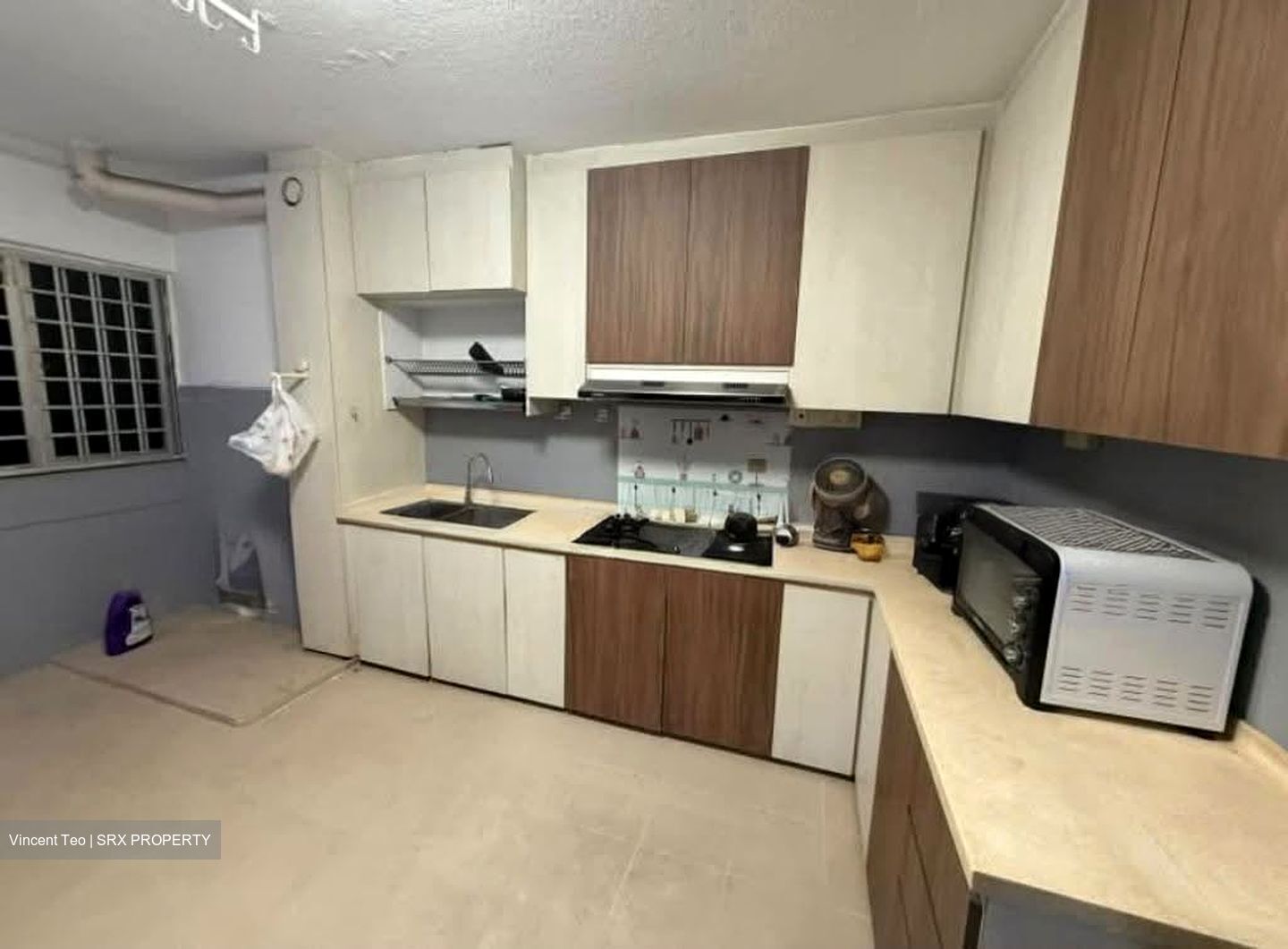 Blk 558 Jurong West Street 42 (Jurong West), HDB Executive #612490801